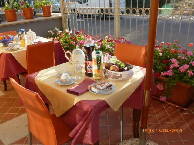 Sogno Di Mare Bed & Breakfast Pula Luaran gambar